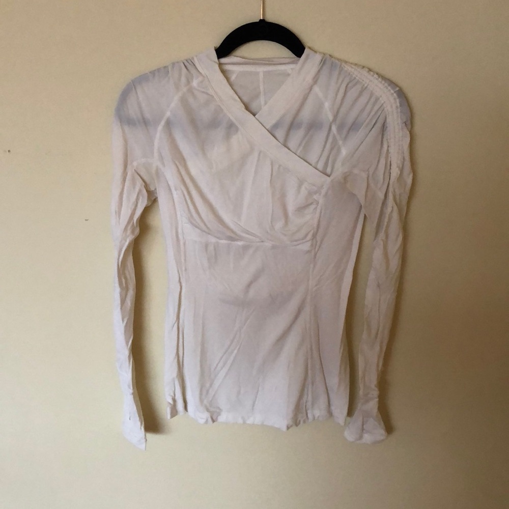 Lulu cover up top